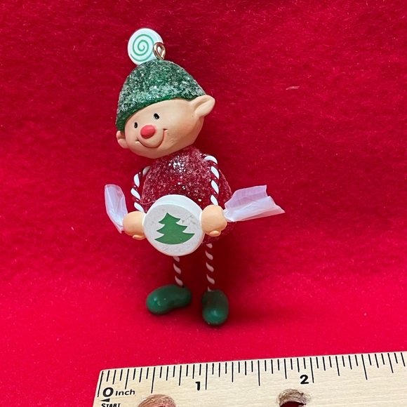Sweet Treat Elf Hallmark Ornament - Picture 5 of 6